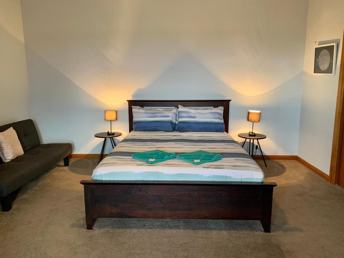 Bee'S Place - 3 Bedroom Home On 10 Acres Of Land With Distant Ocean Views Emu Bay Екстериор снимка