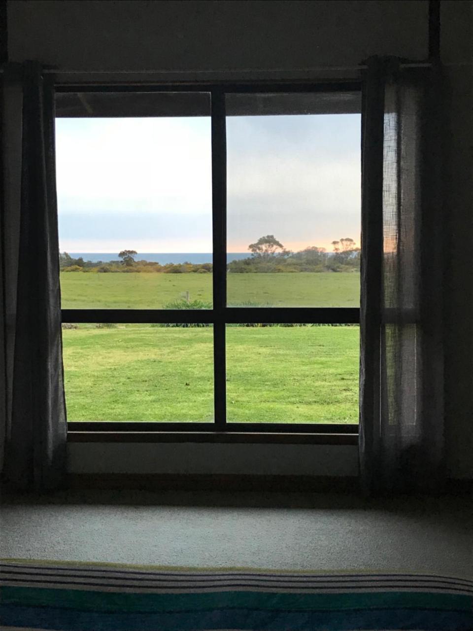 Bee'S Place - 3 Bedroom Home On 10 Acres Of Land With Distant Ocean Views Emu Bay Екстериор снимка