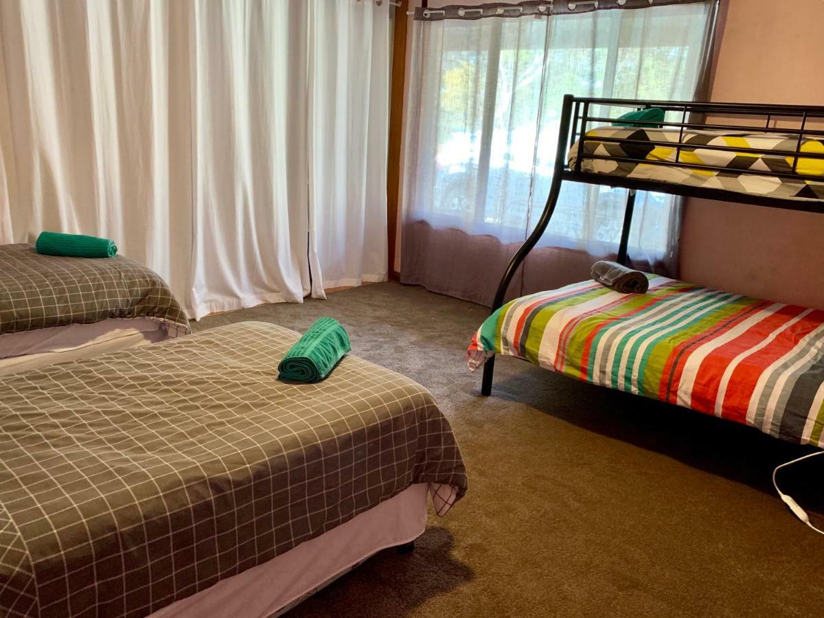 Bee'S Place - 3 Bedroom Home On 10 Acres Of Land With Distant Ocean Views Emu Bay Екстериор снимка